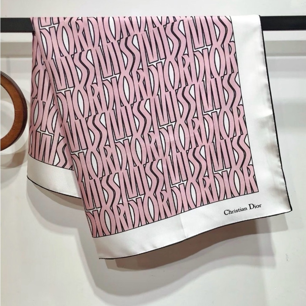 Christian Dior VIP / GWP Shawl Scarf – Light Pink - Picture 1 of 8